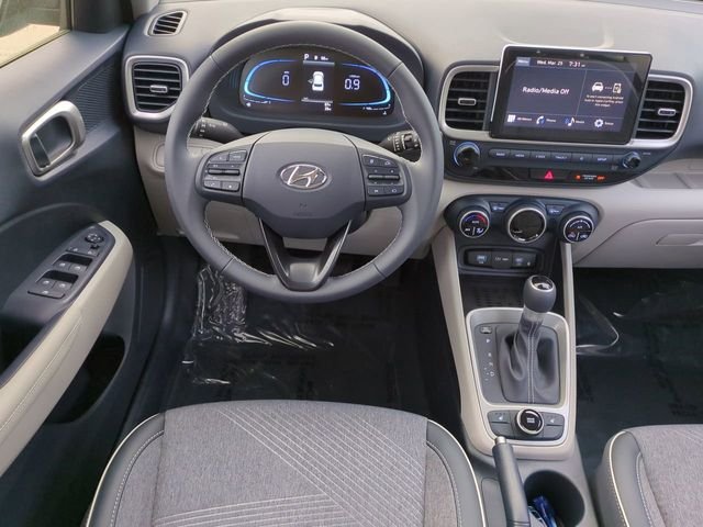 New 2026 White Hyundai SEL w/Two-Tone Roof image 44