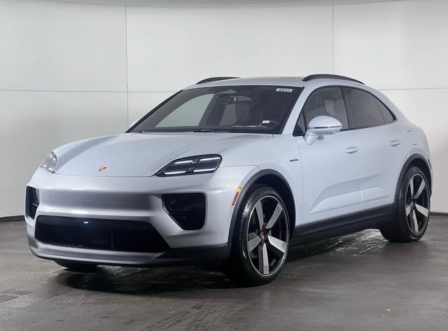 2026 Porsche Macan Electric 4