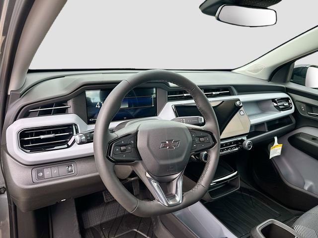 New 2027 Sterling Grey Metallic Chevrolet LT image 10