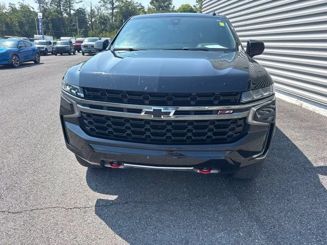 Used 2021 Black Chevrolet Z71 image 2