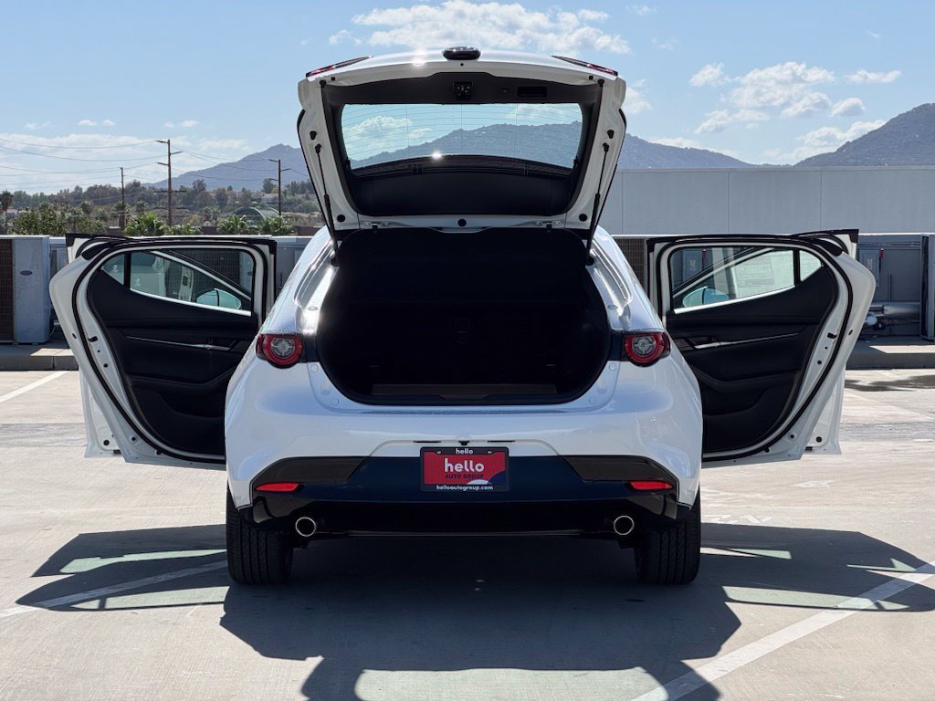 New 2026 Snowflake White Pearl Mazda 2.5 S Preferred image 25