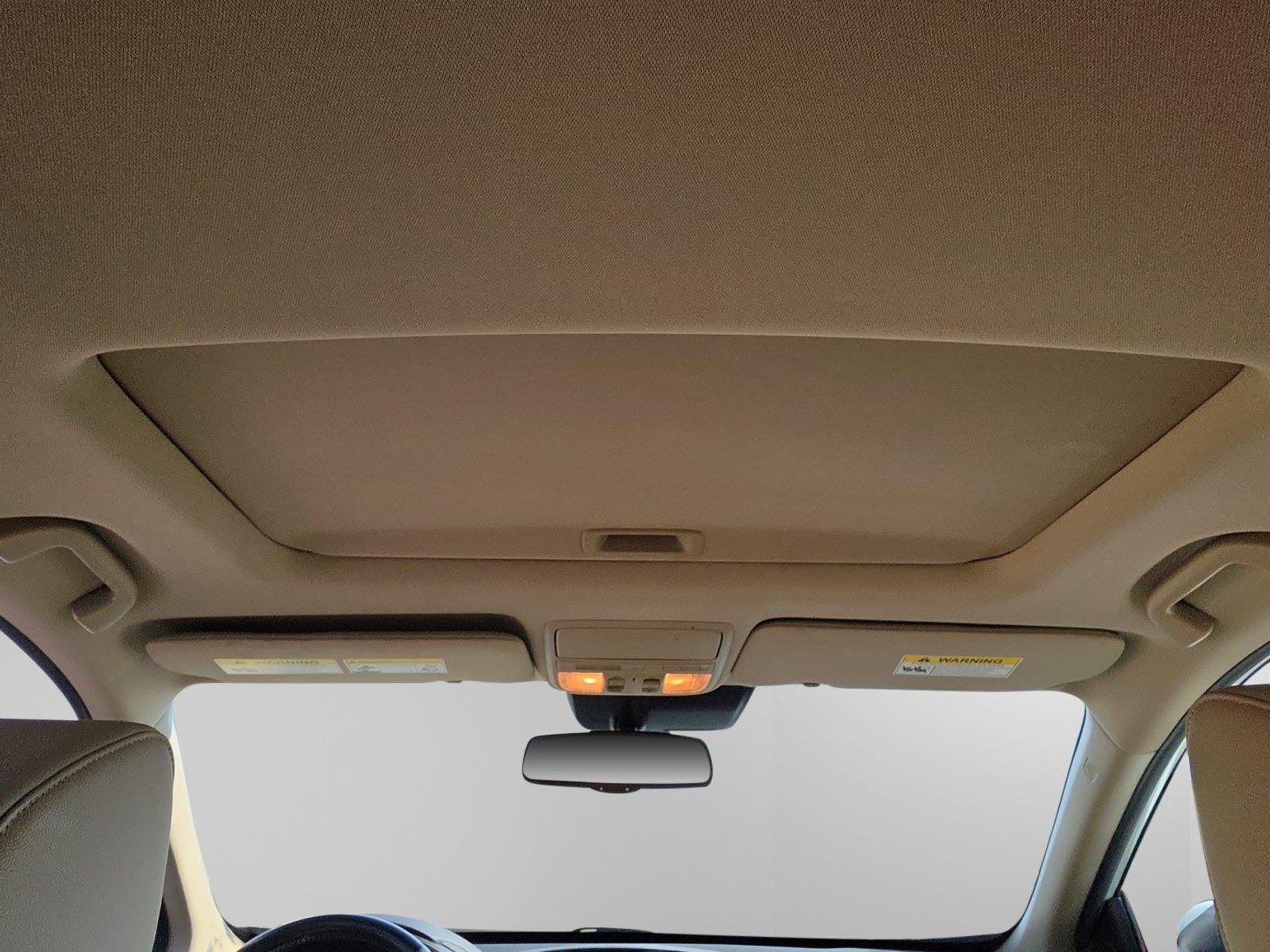 Used 2019 Platinum White Pearl Honda Touring image 17