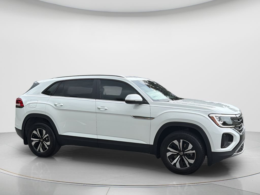 New 2026 Opal White Pearl Volkswagen 2.0T SE image 5
