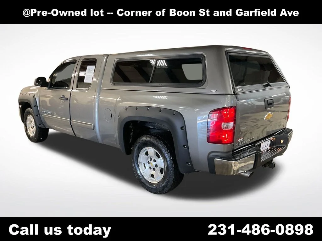 Used 2012 Gray Chevrolet LT image 3