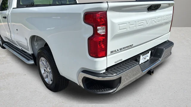 Used 2025 Summit White Chevrolet WT image 35