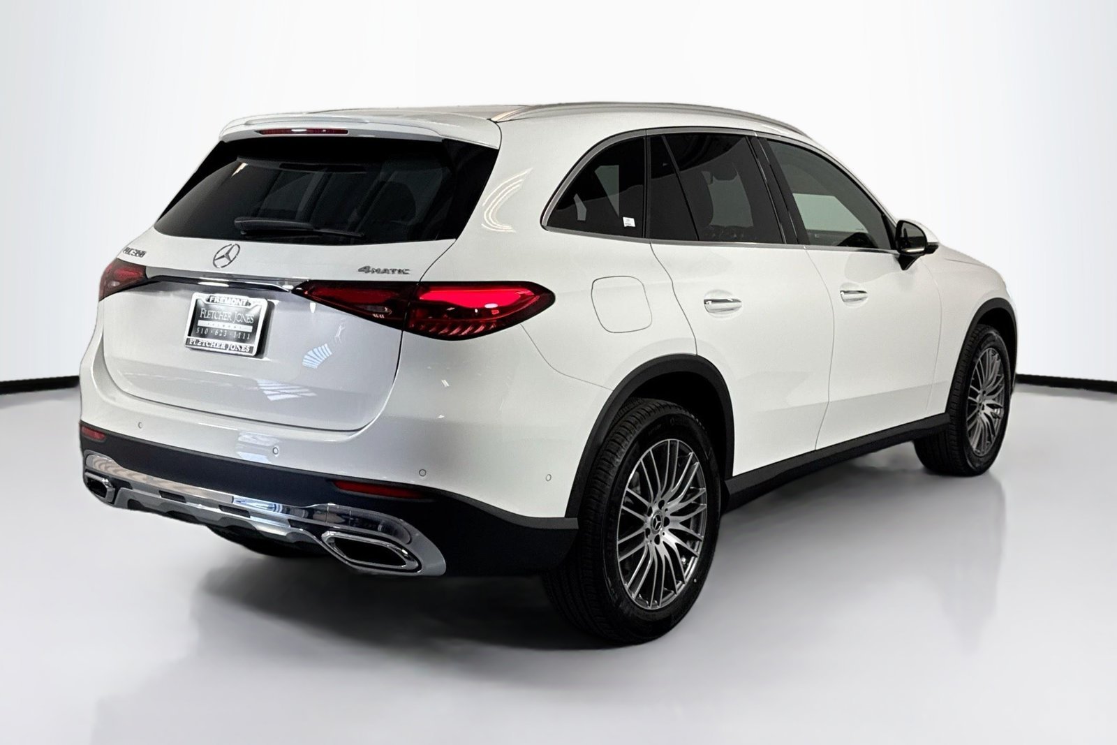 New 2026 Polar White Mercedes-Benz GLC 300 image 5