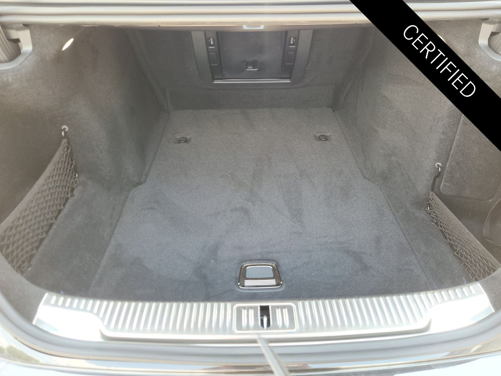 Certified Used 2026 Graphite Gray Metallic Mercedes-Benz S 580 image 32