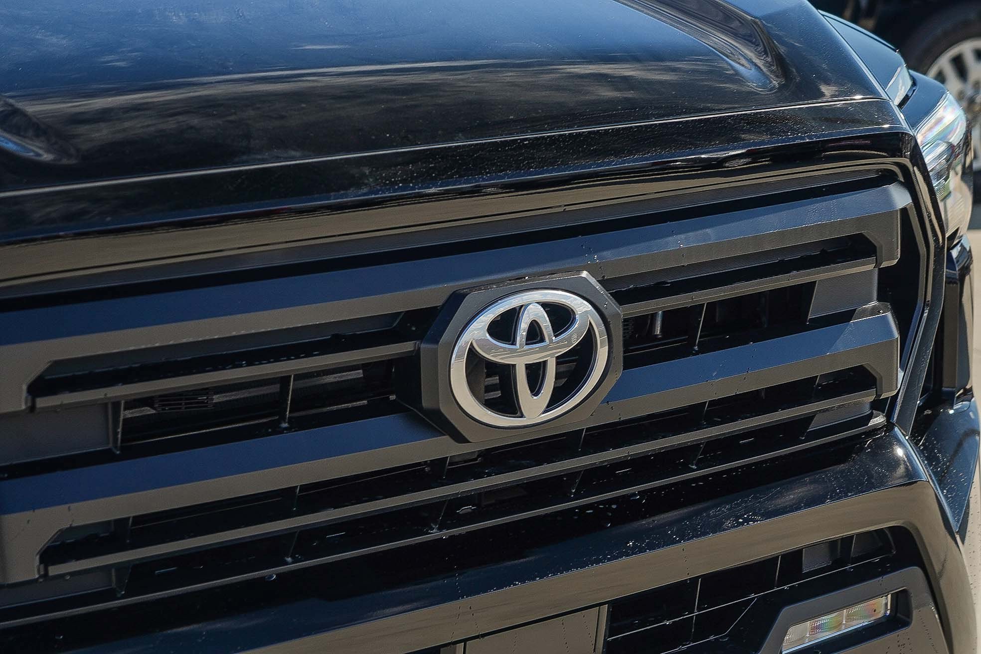 New 2026 Black Toyota SR5 image 9