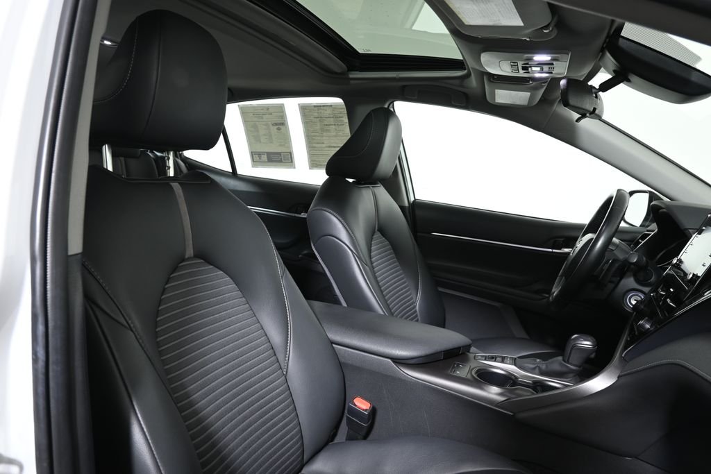 Used 2024 White Toyota SE image 34