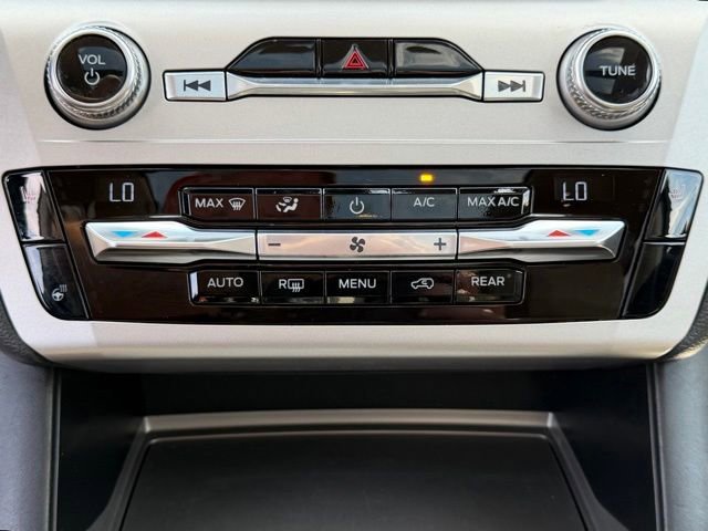Used 2021 Blue Ford XLT image 31