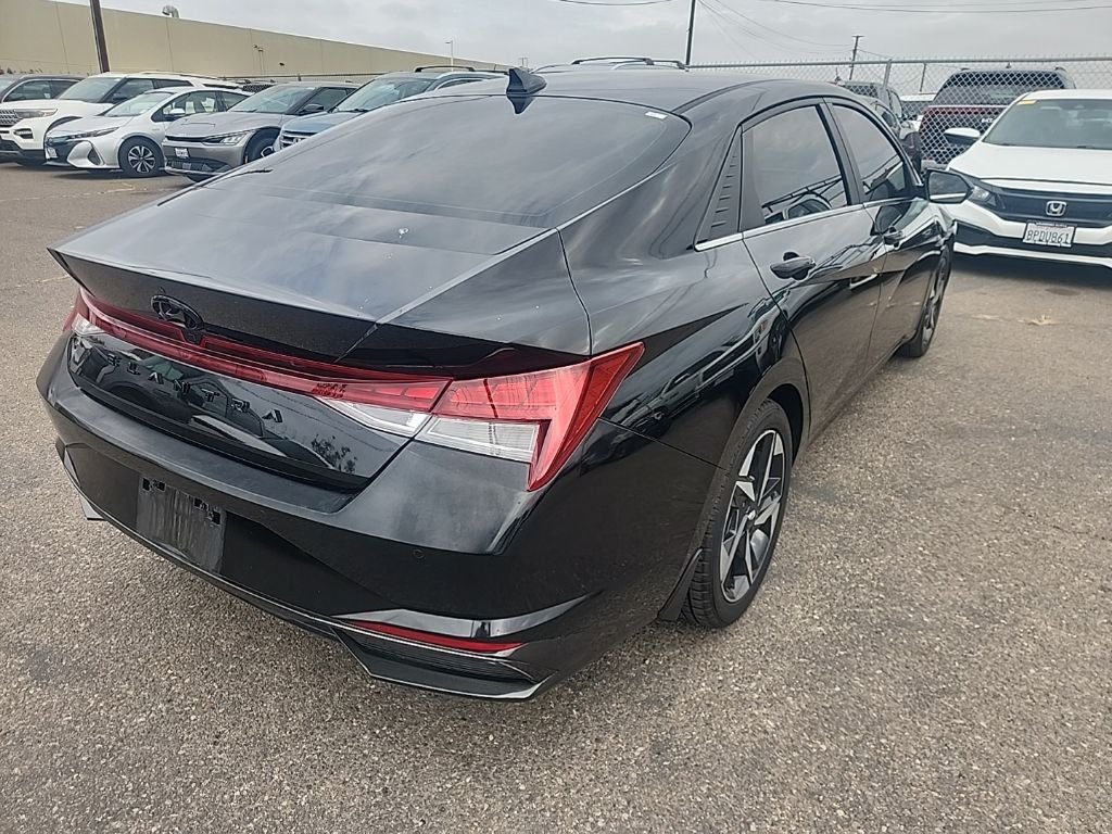Used 2023 Black Hyundai Limited image 13