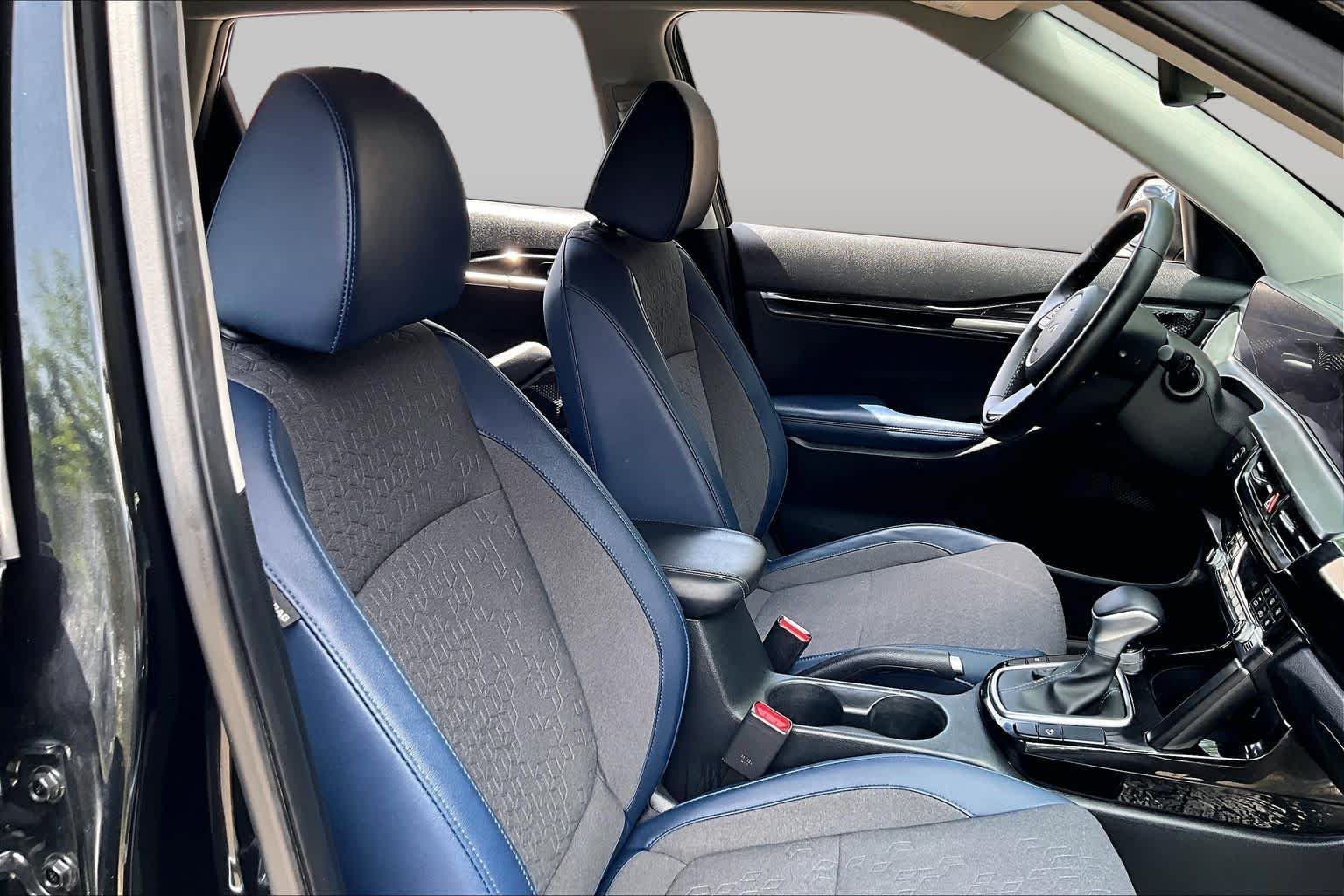 Used 2024 Fusion Black Kia S image 9