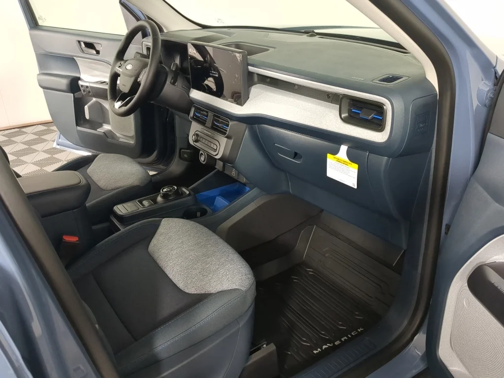New 2026 Azure Gray Metallic Tri-Coat Ford XLT image 18
