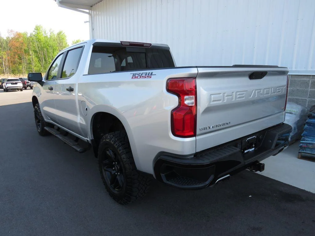 Used 2021 Silver Ice Metallic Chevrolet LT Trail Boss image 14