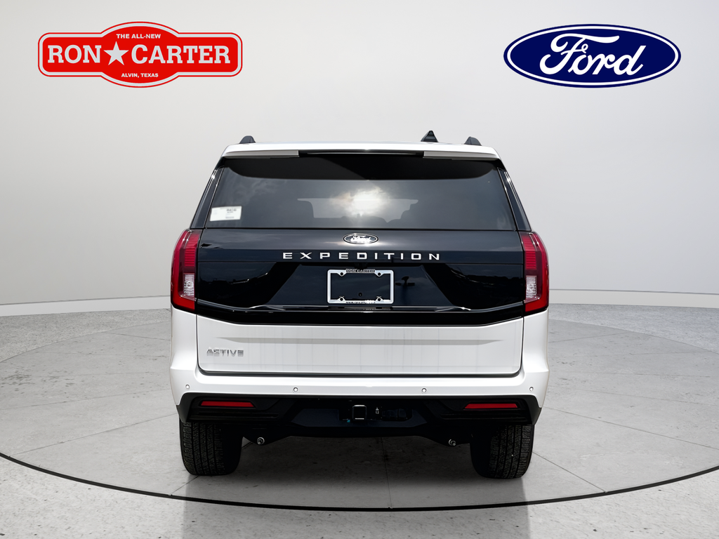 New 2026 Star White Metallic Tri-Coat Ford Active image 4