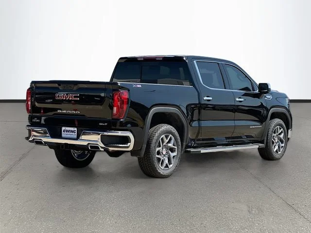 2026 GMC Sierra 1500 SLT - Photo 4