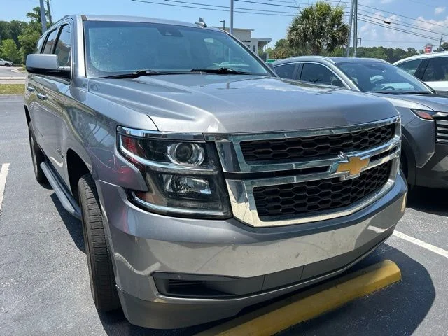 Used 2020 Gray Chevrolet LT image 3