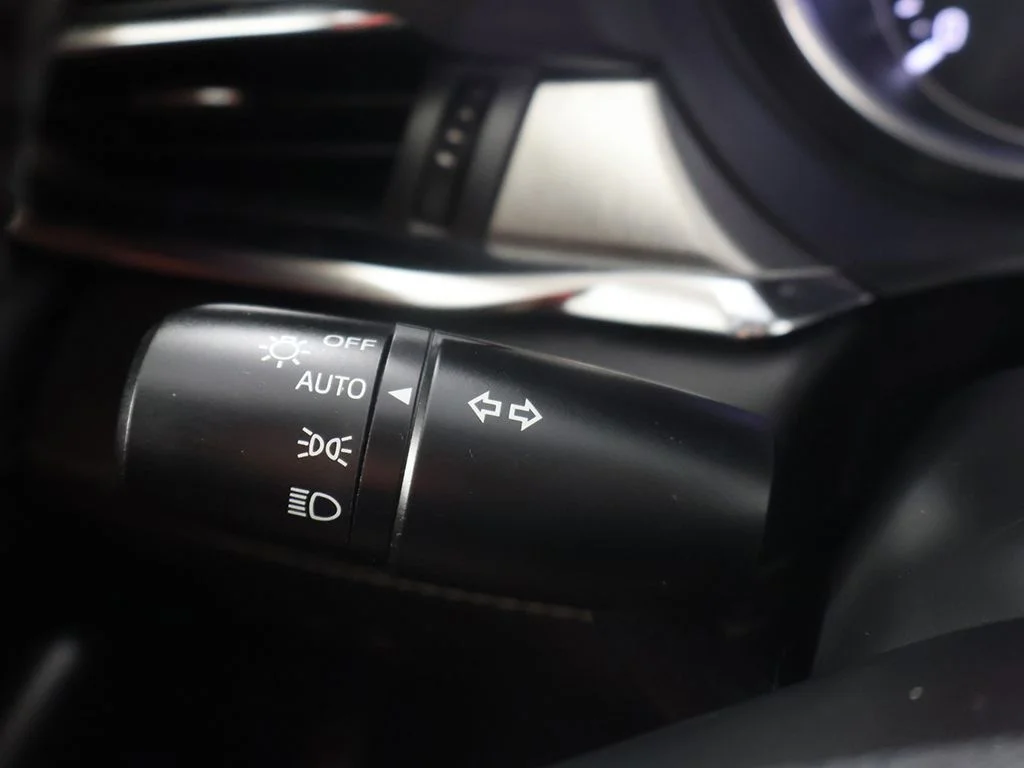 Used 2021 Gray Mazda Touring image 38
