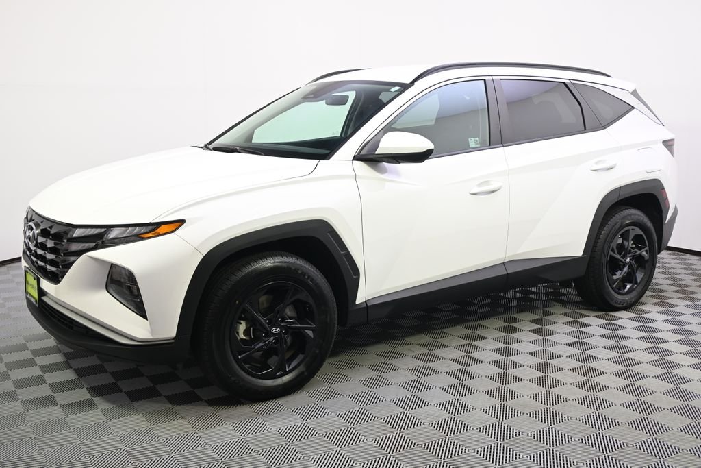 Certified 2024 Hyundai Tucson SEL with VIN 5NMJBCDE2RH427568 for sale in St. Louis Park, Minnesota
