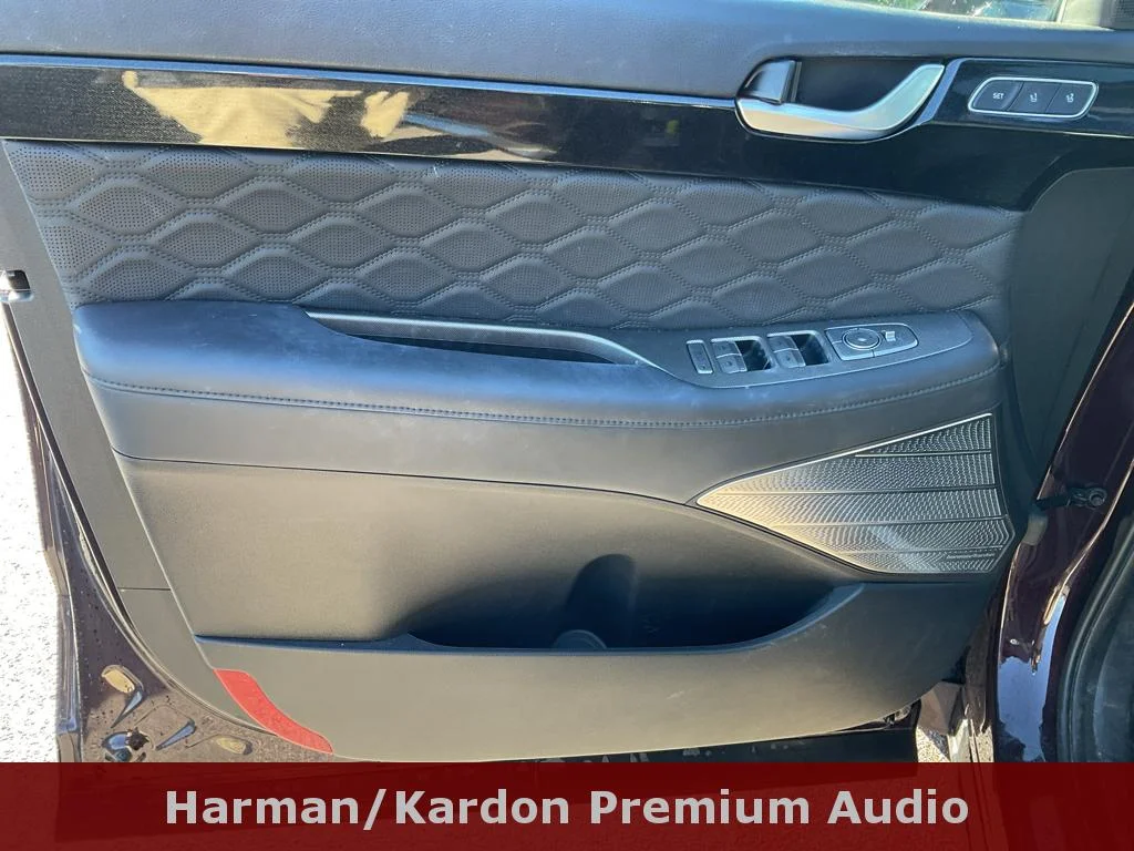 Used 2022 Sierra Burgundy Hyundai Calligraphy image 15