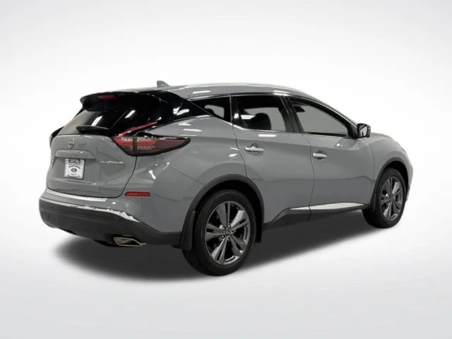 Used 2024 Gray Nissan Platinum image 8