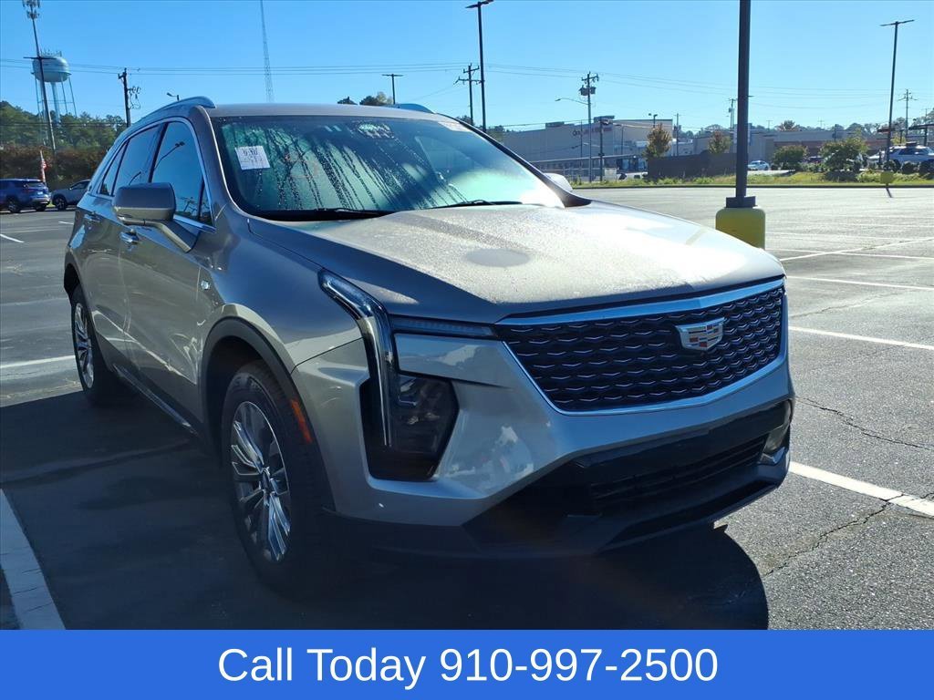 Used 2025 Latte Metallic Cadillac Premium Luxury image 3