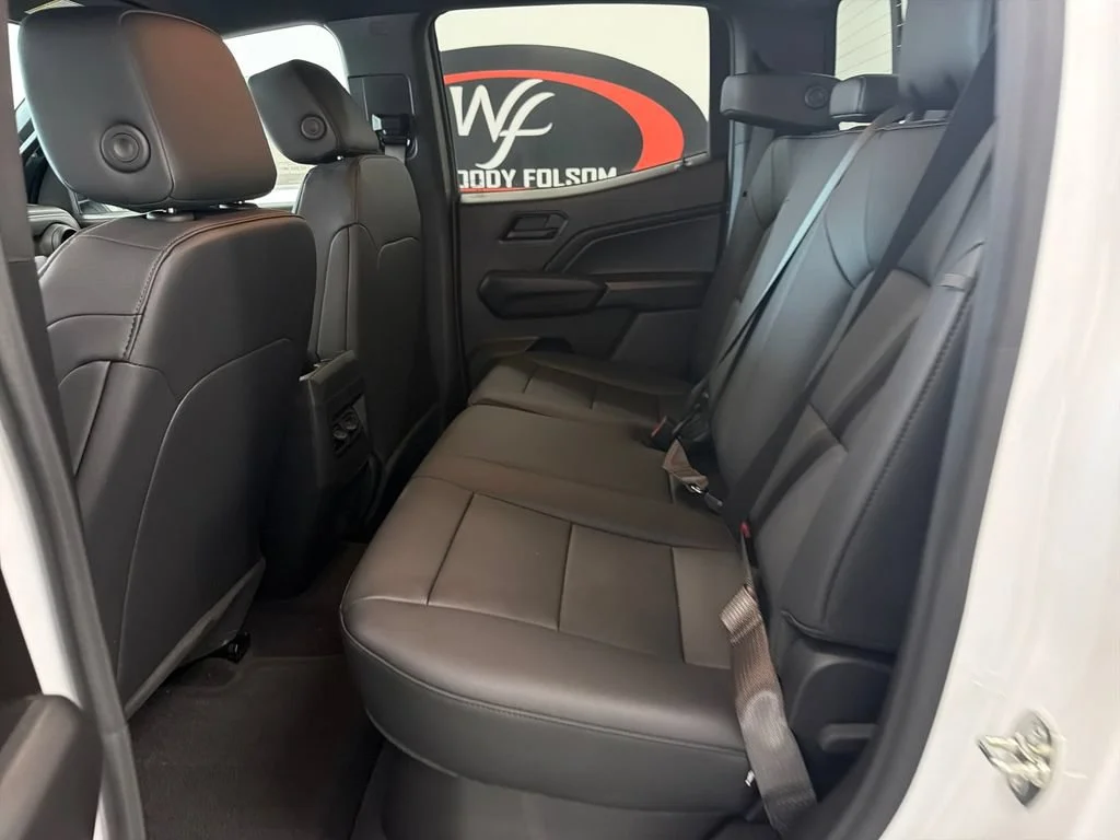 New 2026 Summit White Chevrolet Trail Boss image 14