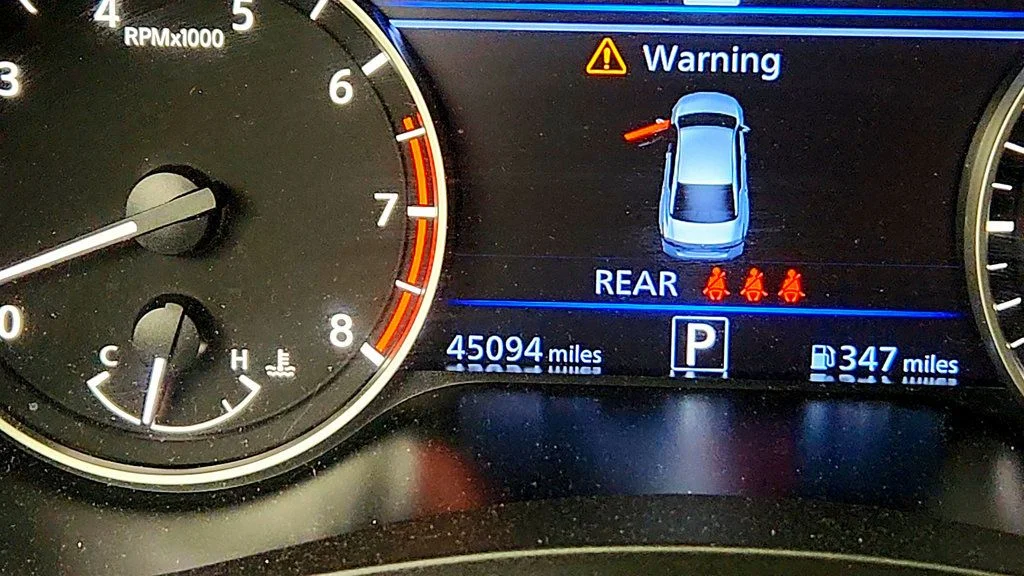Used 2023 Super Black Nissan 2.5 SV Sedan w/ Moonroof, ProPILOT Assist & 12.3-Inch Touchscree image 15