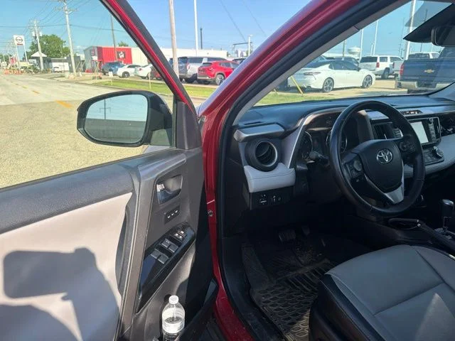 Used 2017 Red Toyota Limited image 7