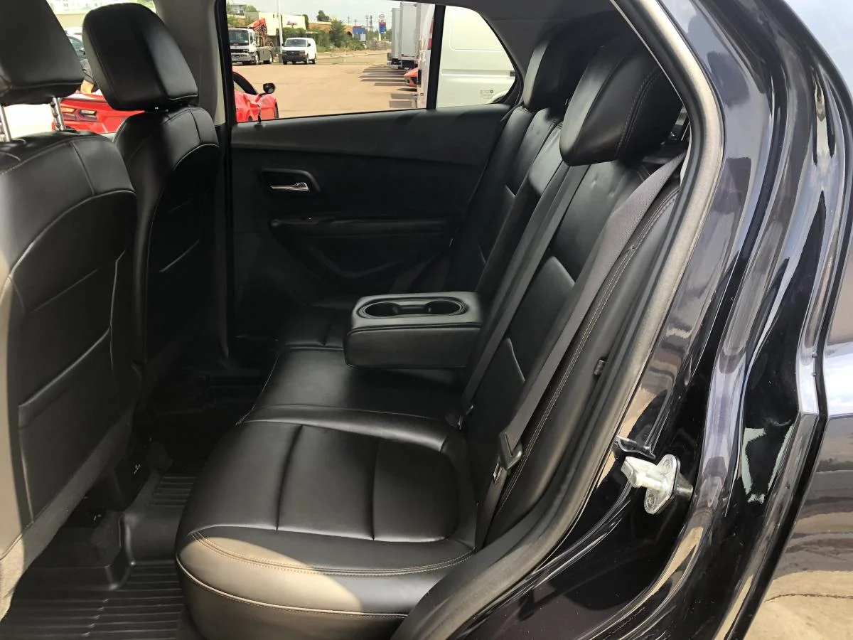 Used 2022 Blue Chevrolet Awd 4dr Lt image 16