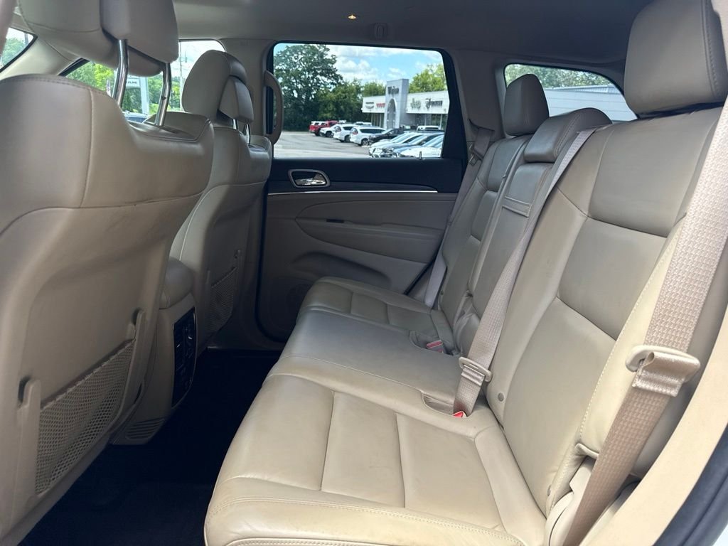 Used 2020 White Jeep Limited image 12