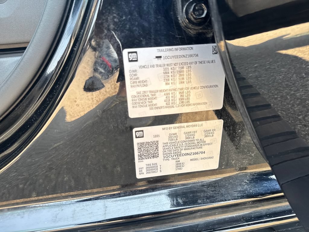 Certified Used 2022 BLACK Chevrolet RST image 26