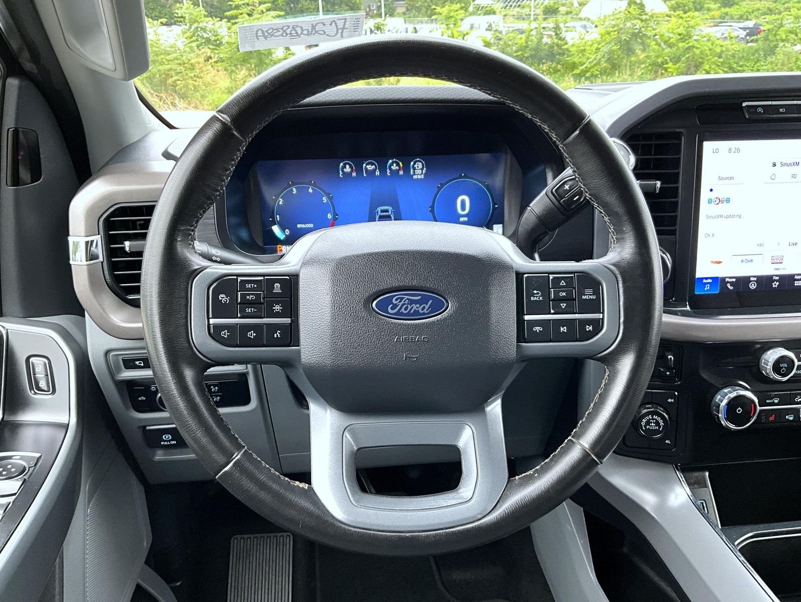 Used 2024 Silver Ford XLT image 12