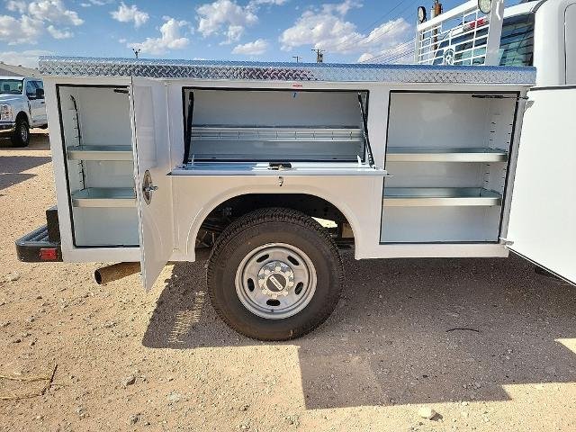 New 2026 Oxford White Ford F-250® XL image 40