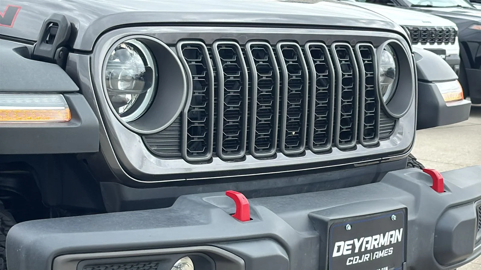 Used 2025 Gray Jeep Rubicon image 3