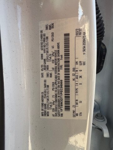 Used 2023 White Ford LARIAT image 27