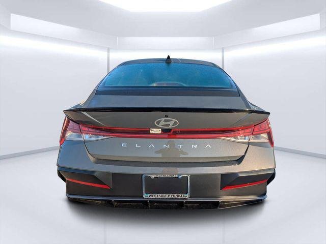 New 2026 Gray Hyundai SEL Sport image 4