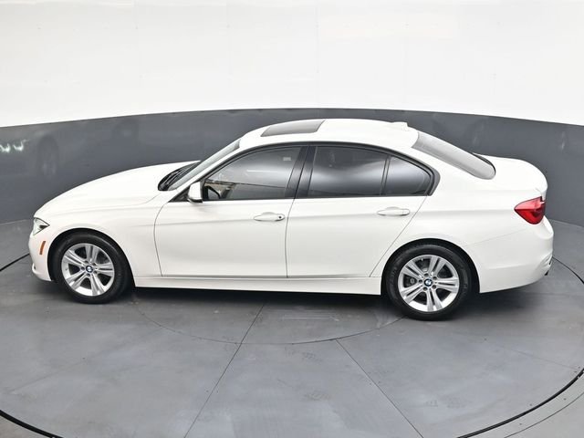 Used 2016 White BMW 328i image 27
