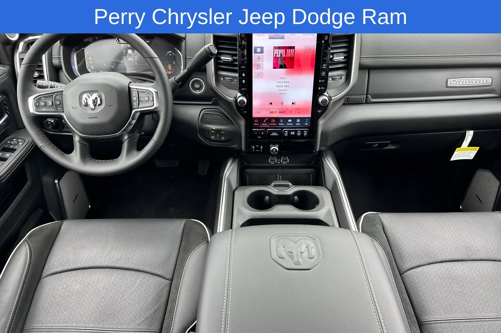 2026 RAM 2500 Laramie - Photo 9