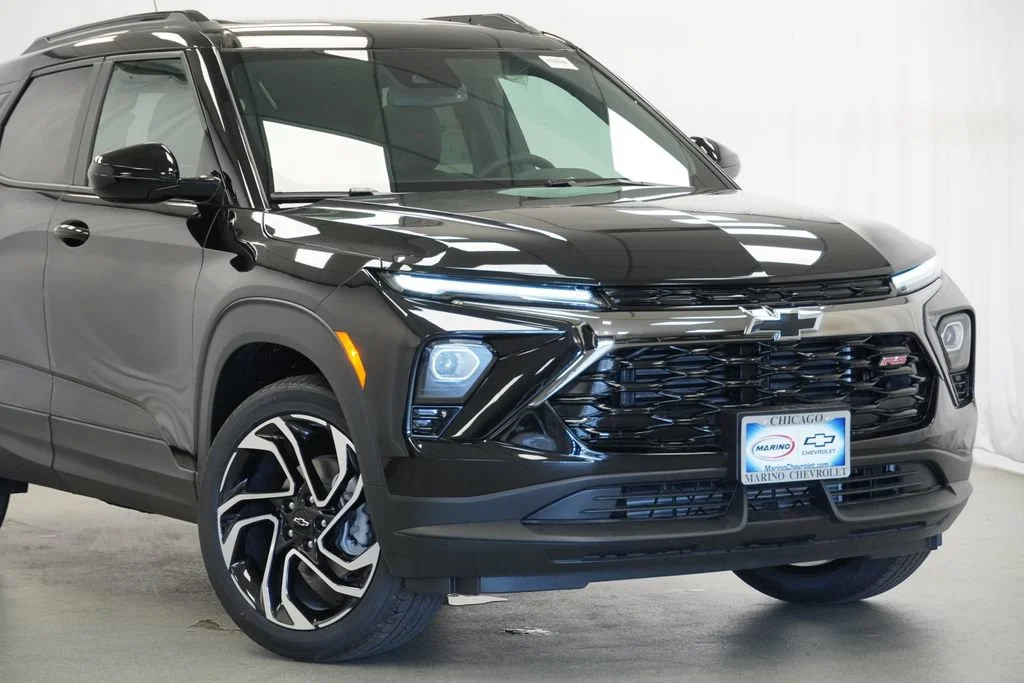 New 2026 Mosaic Black Metallic Chevrolet RS image 8