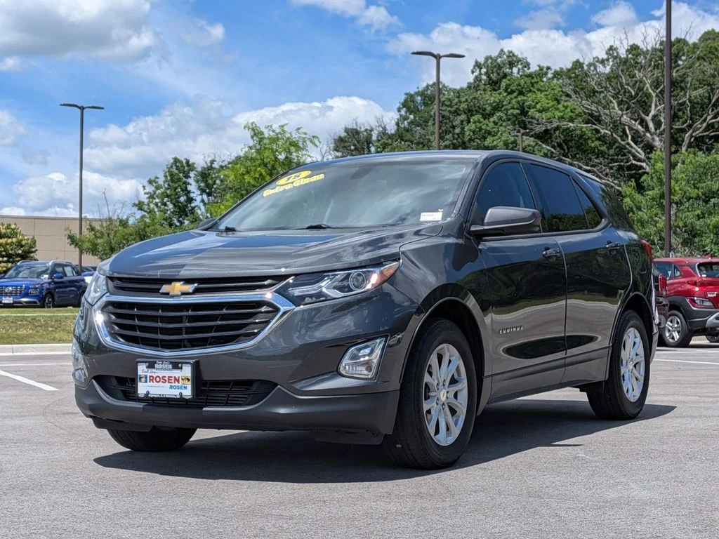 Used 2018 Gray Chevrolet LS image 3