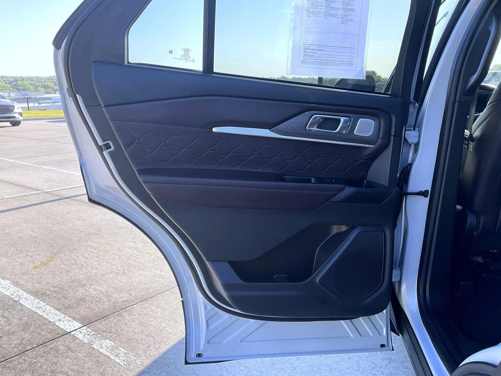 Used 2025 White Ford Platinum image 18