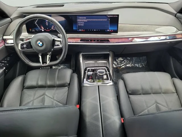 Used 2025 Black BMW 740i image 13