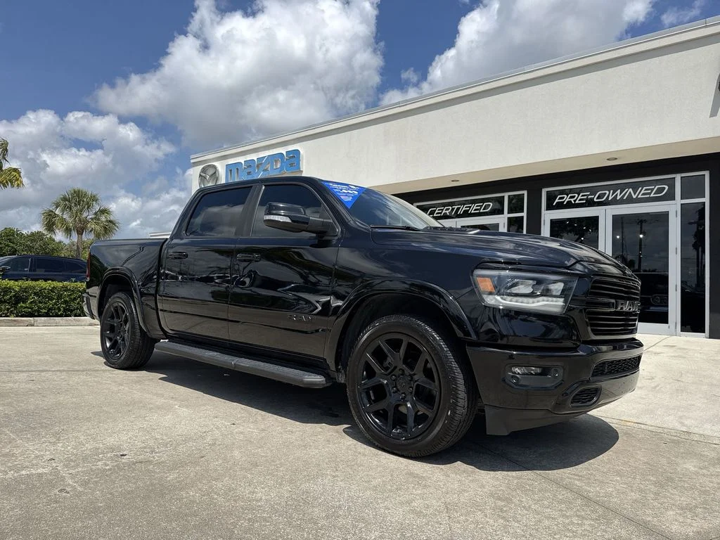 Used 2022 Diamond Black Ram Laramie image 22