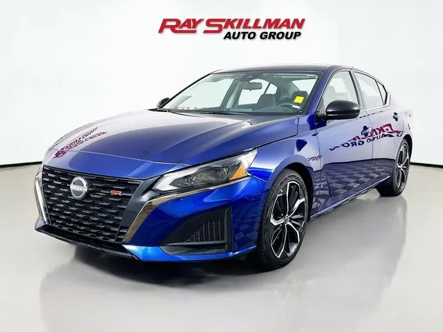 Used 2024 Blue Nissan 2.5 SR image 3
