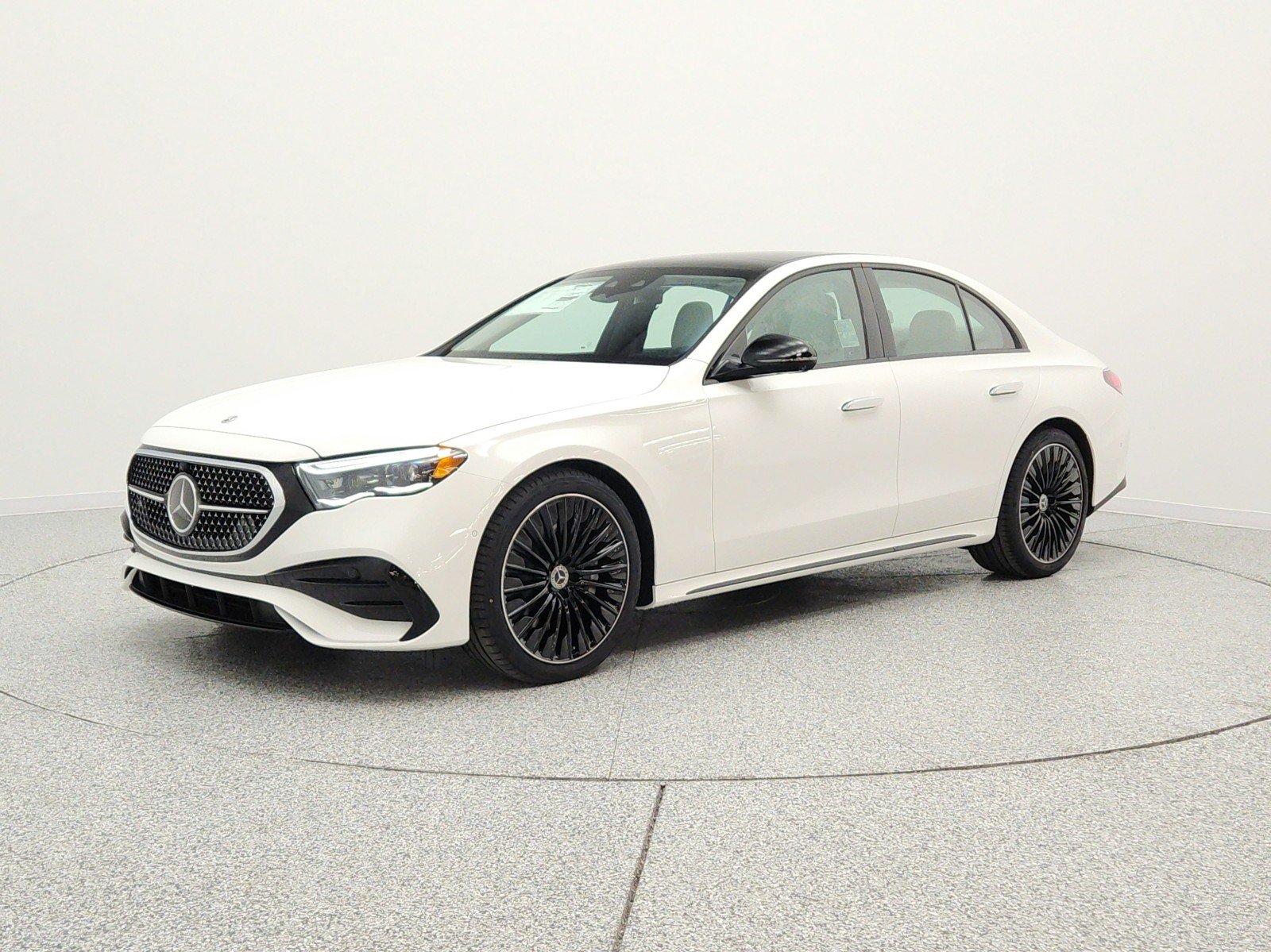 2026 Mercedes-Benz E-Class E450 4MATIC's photo