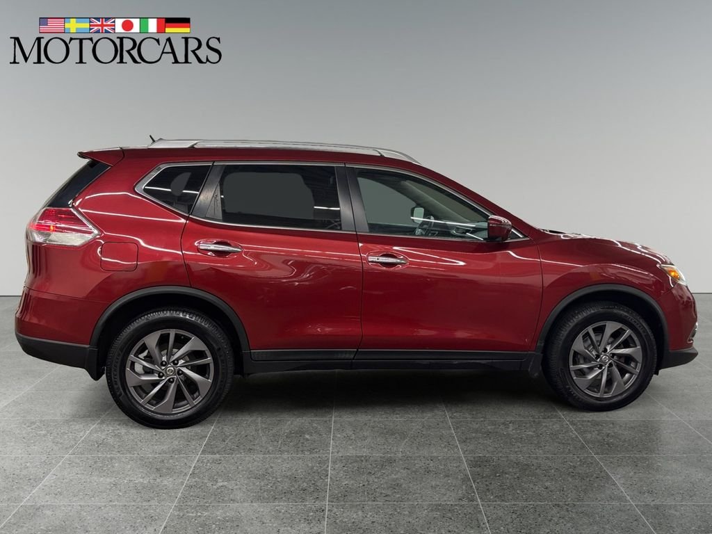 Used 2016 Nissan Rogue SL with VIN 5N1AT2MV7GC878302 for sale in Bedford, OH
