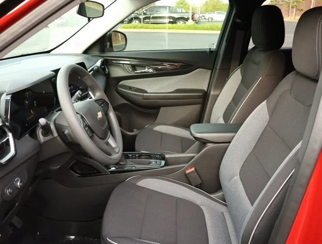 2026 Chevrolet Trailblazer LS - Photo 8