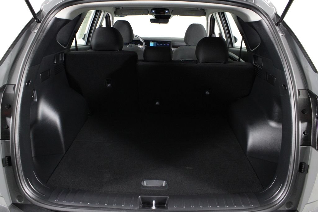 Certified Used 2026 Gray Hyundai SE image 17