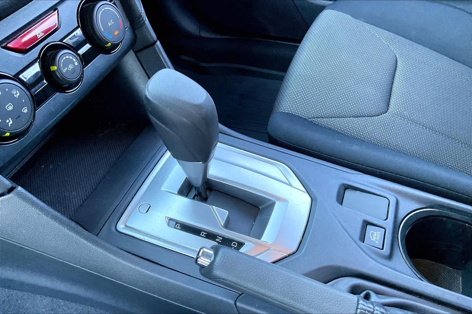 Used 2019 Ice Silver Metallic Subaru  image 15